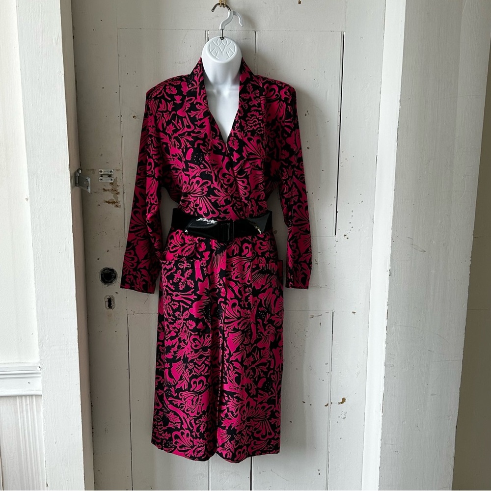 Vintage 80s Dawn Joy Pink and Black Floral Graphic Print Midi Dress with Belt